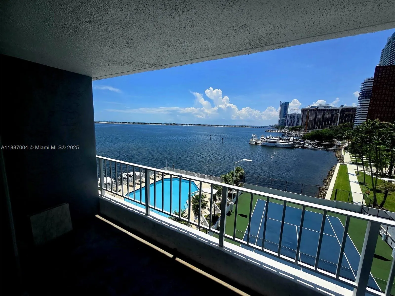 200 SE 15th Rd, #6B