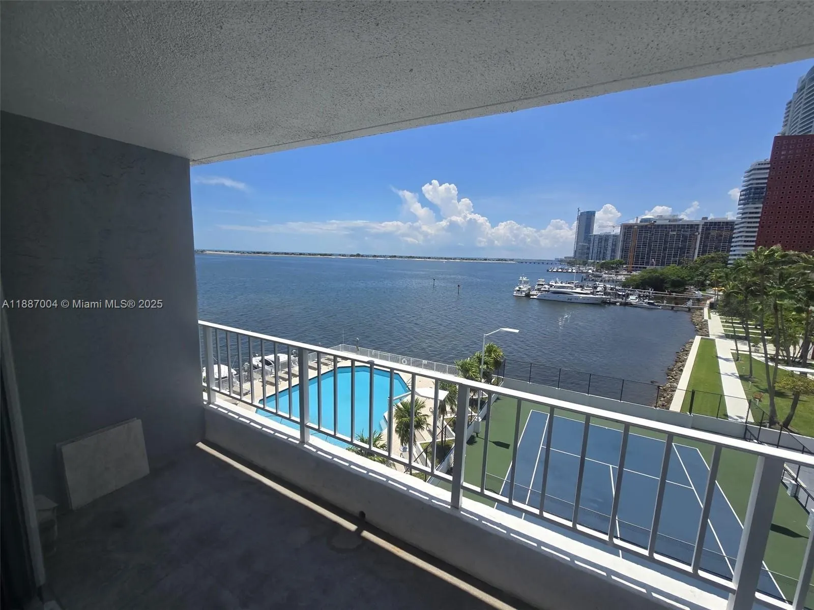 200 SE 15th Rd, #6B