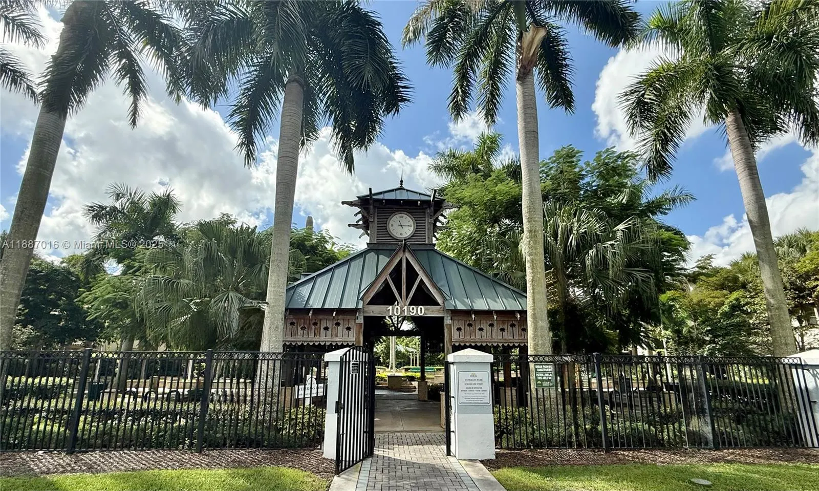10181 NW 32nd Ter