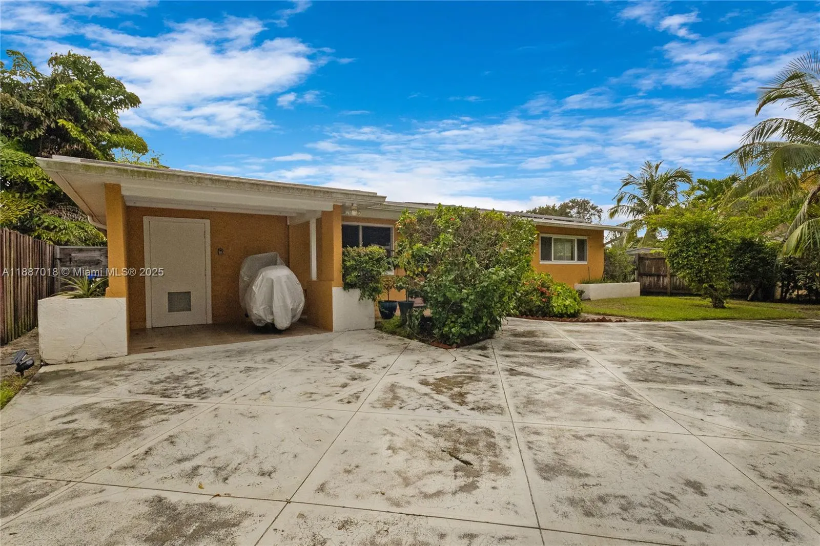 404 NE 24th Ave