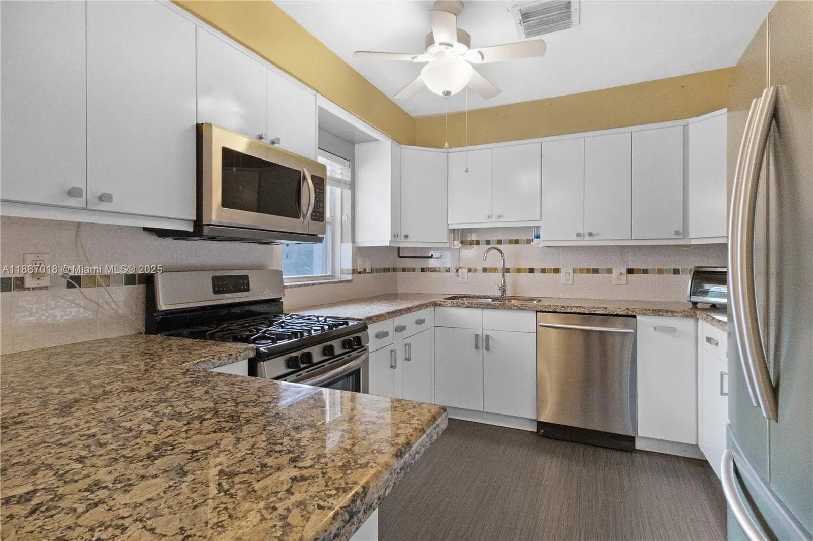 404 NE 24th Ave