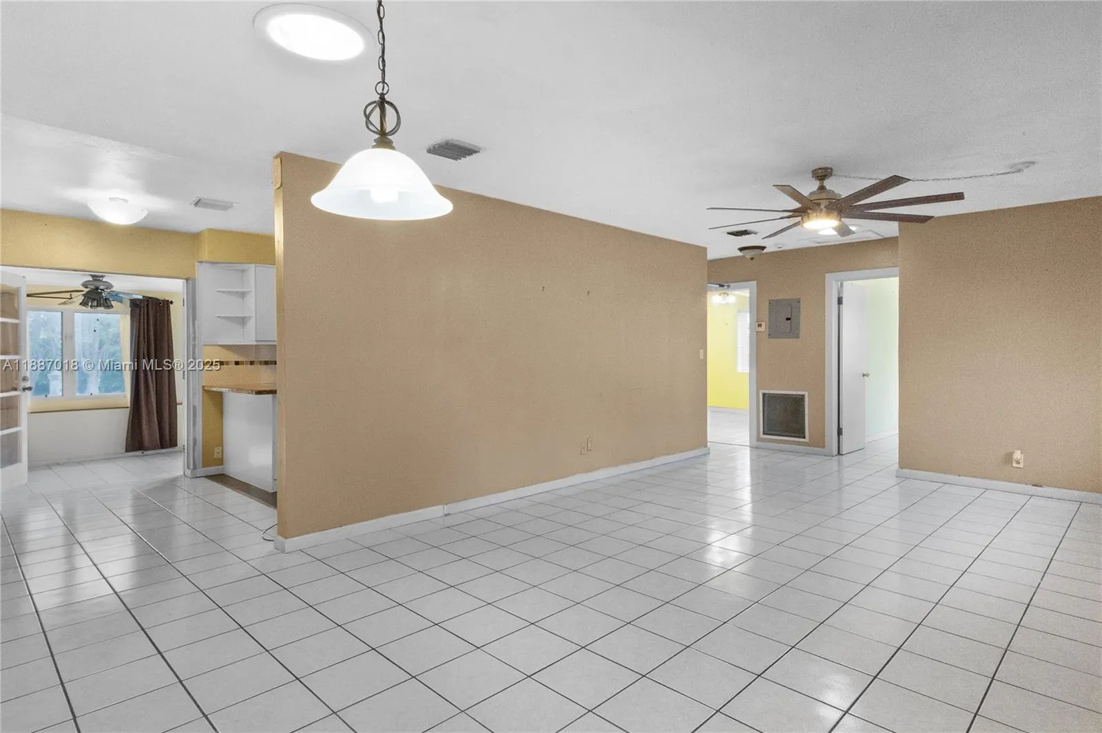 404 NE 24th Ave