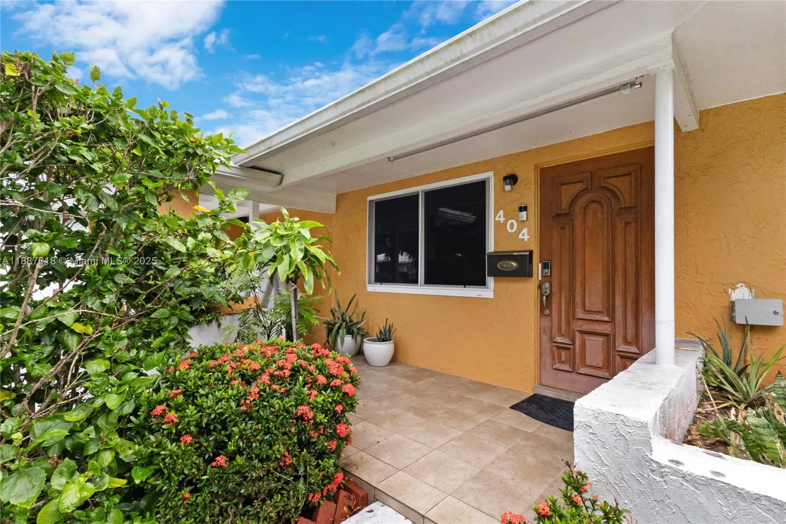 404 NE 24th Ave