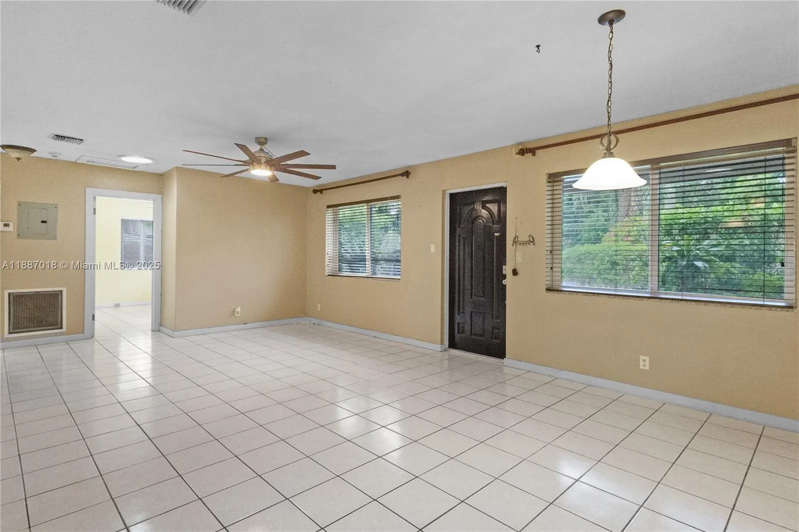 404 NE 24th Ave