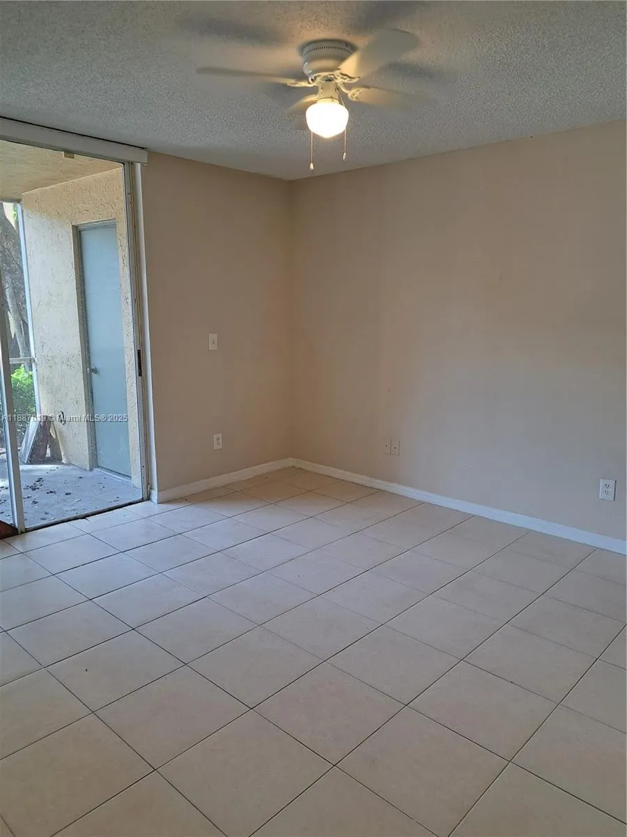 4045 W Mcnab Rd, #G101