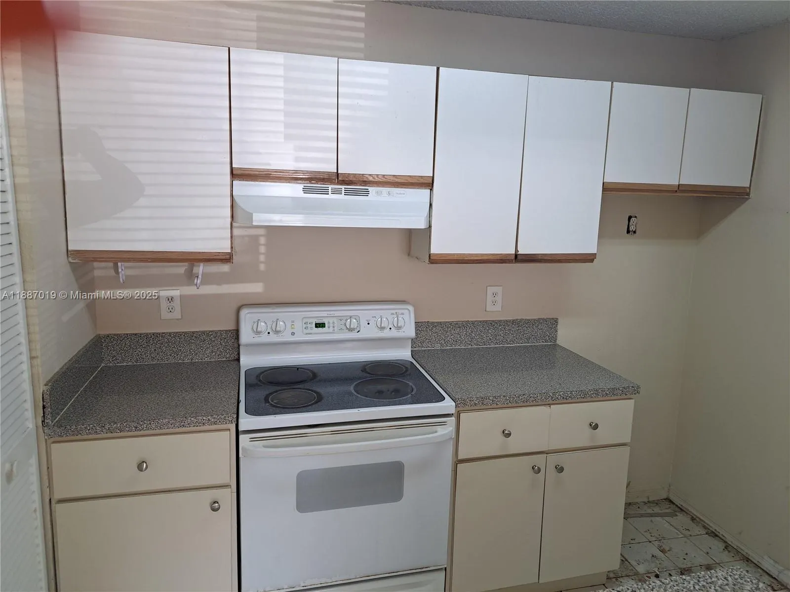 4045 W Mcnab Rd, #G101