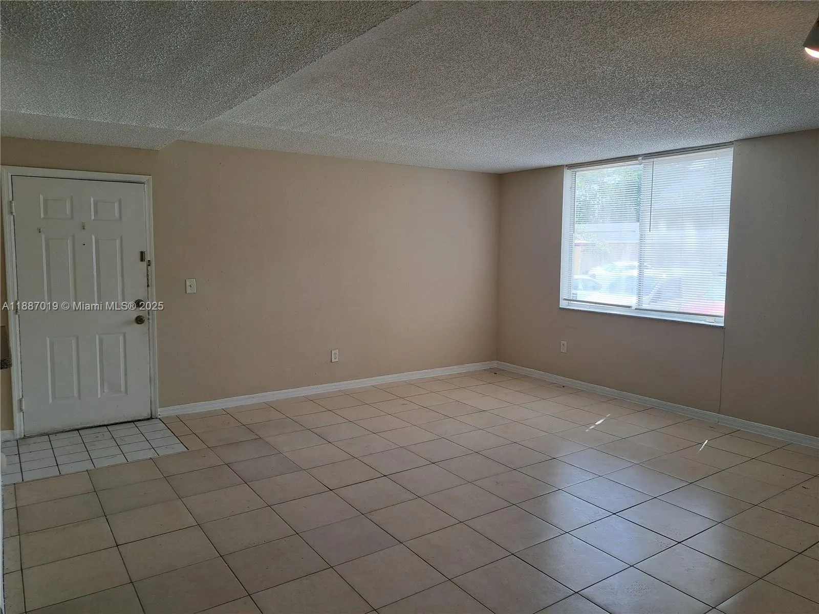 4045 W Mcnab Rd, #G101