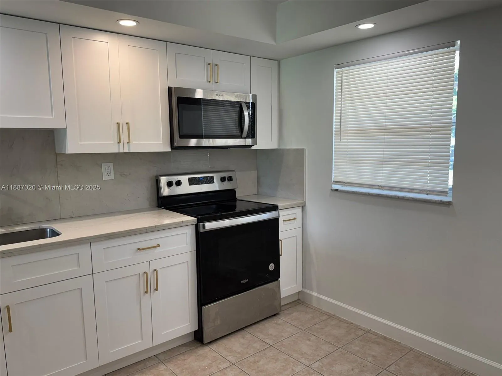 5100 SW 90th Ave, #203