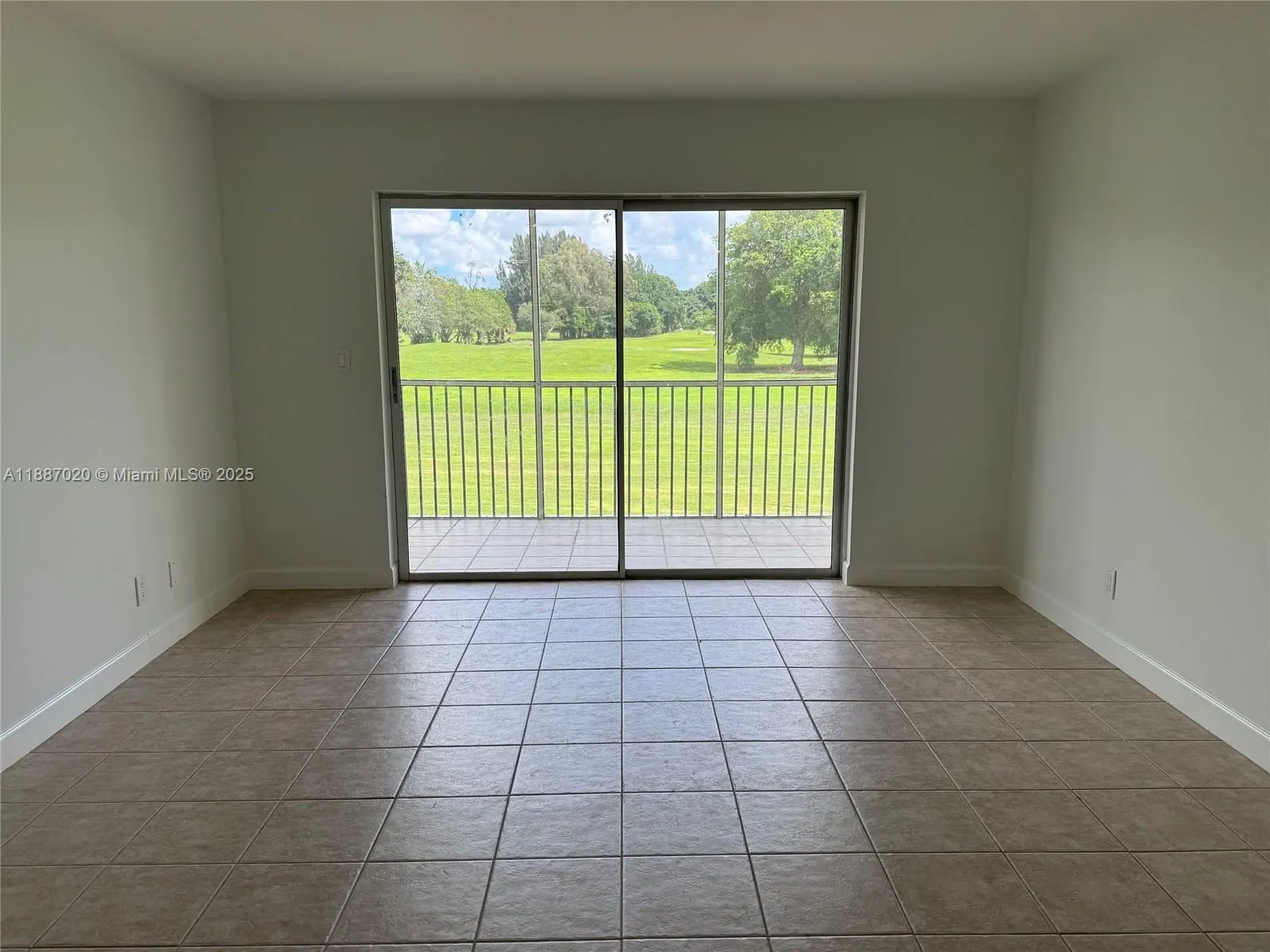 5100 SW 90th Ave, #203