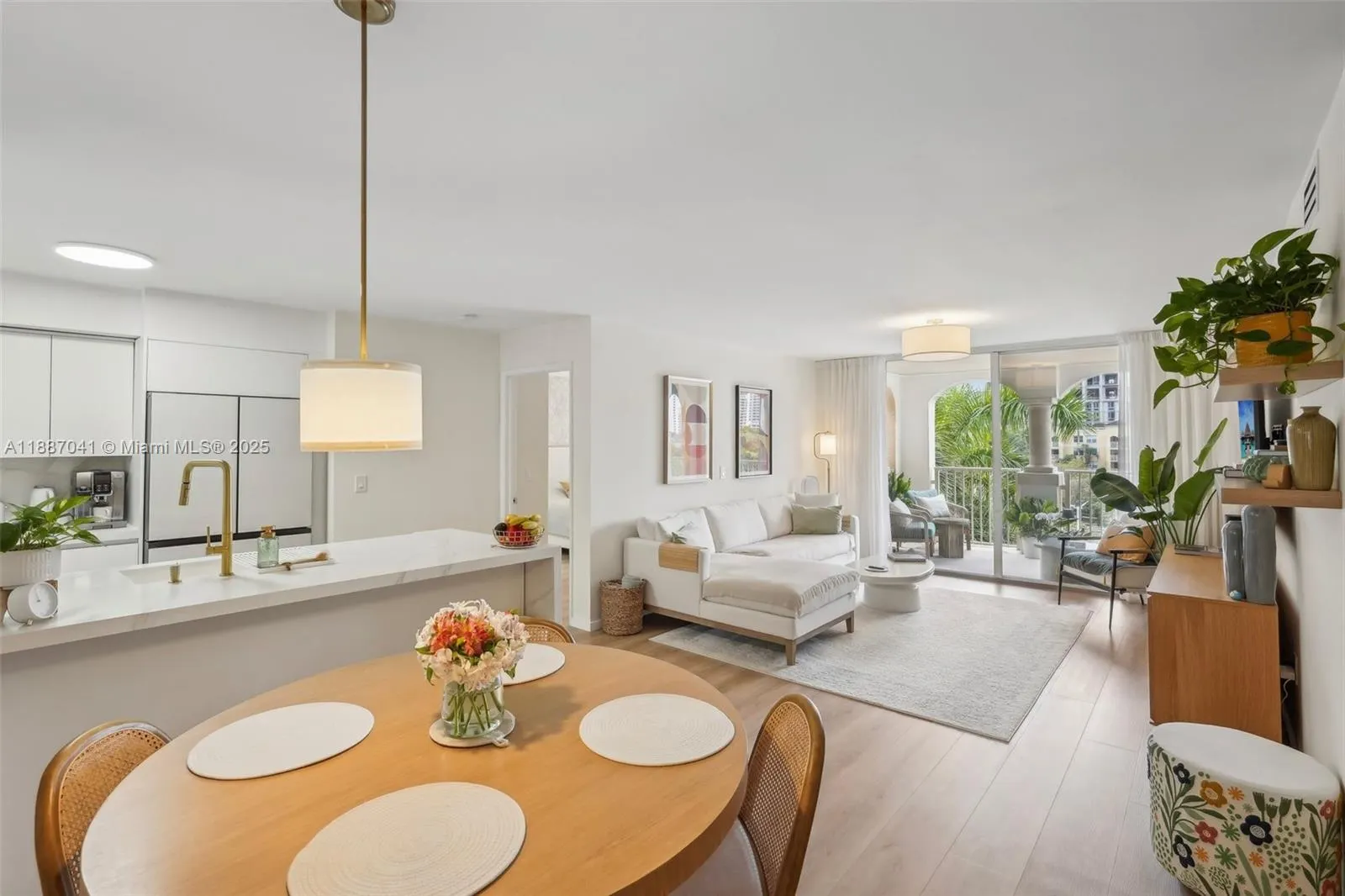 19701 E Country Club Dr, #5603