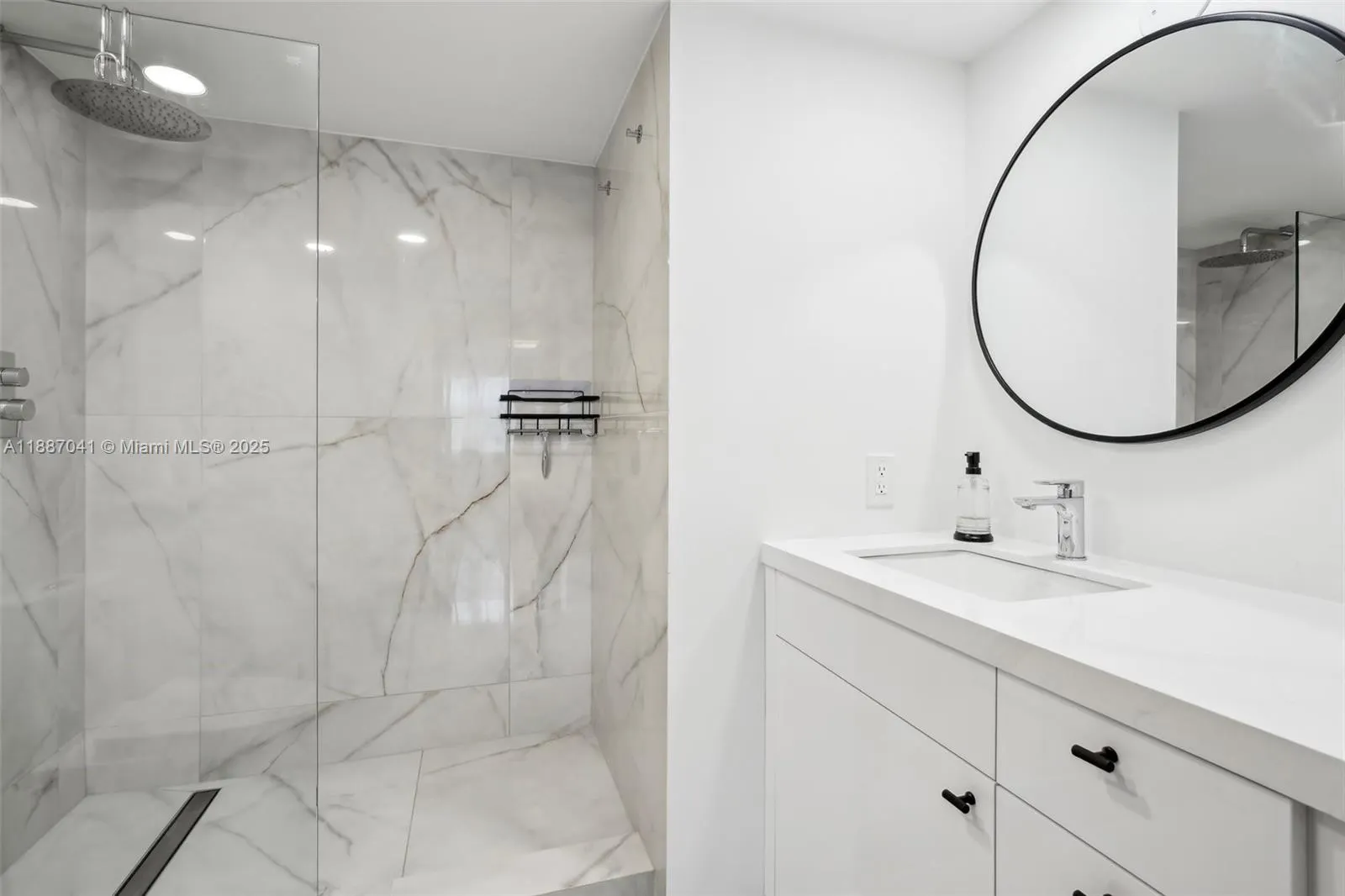 19701 E Country Club Dr, #5603