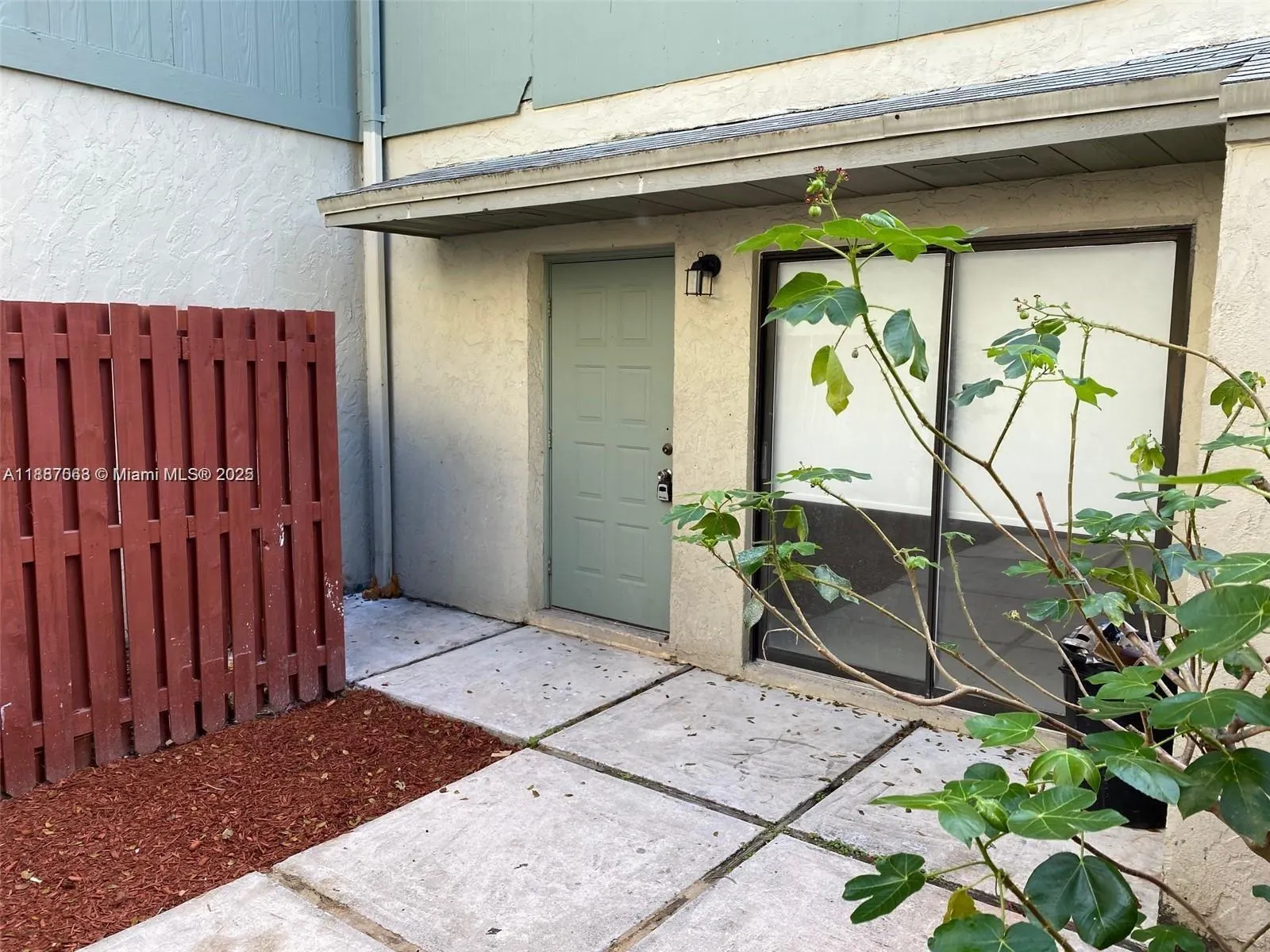 26 Crossings Cir, #B