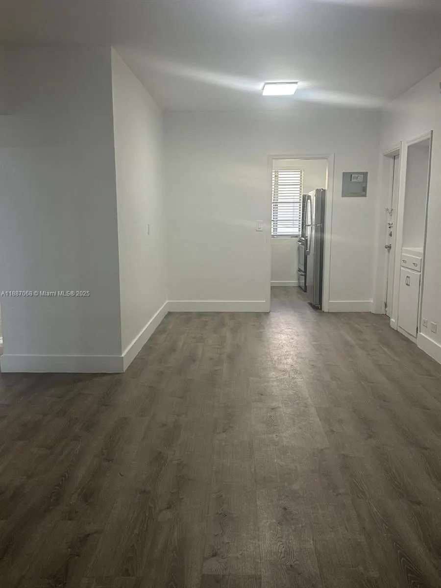 6805 Abbott Ave, #1