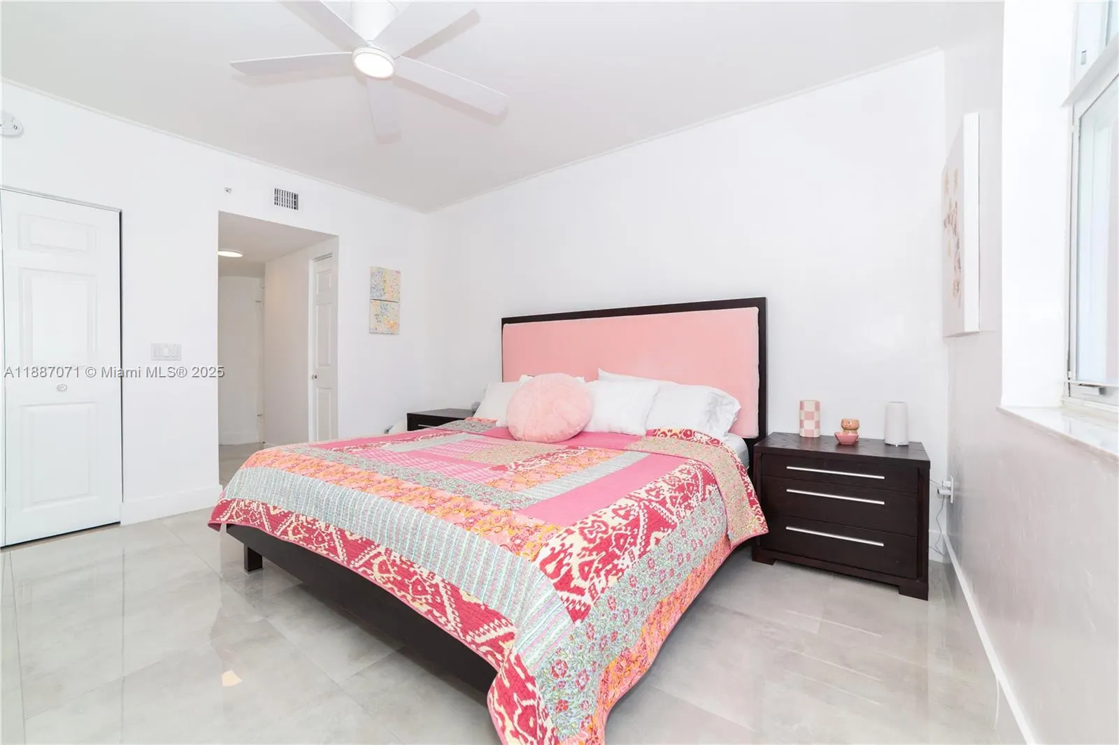 17150 N Bay Rd, #2905