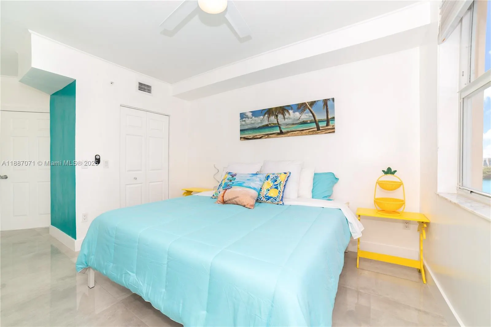 17150 N Bay Rd, #2905