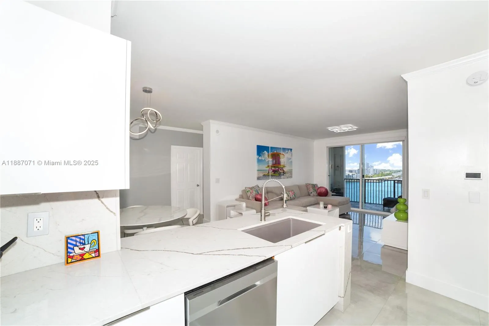 17150 N Bay Rd, #2905