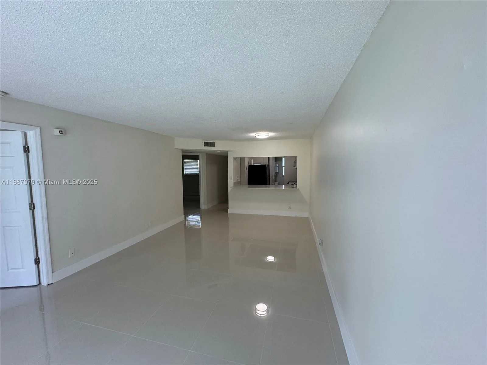 7925 Fairview Dr, #102