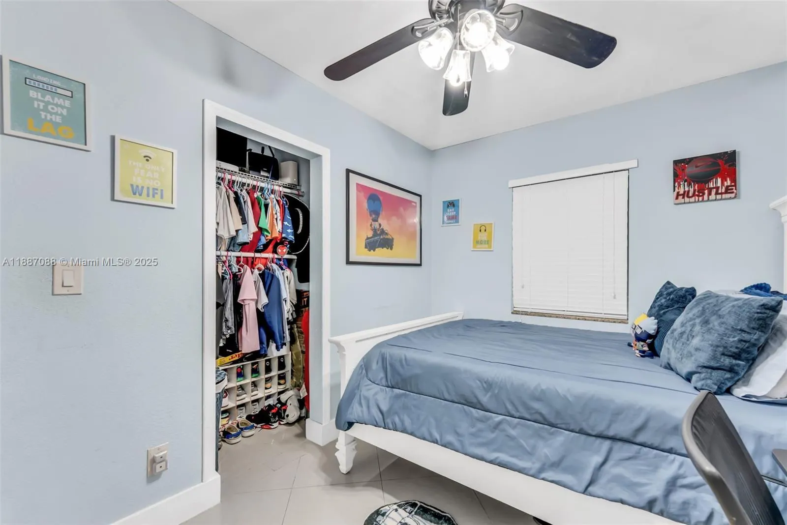 1116 Superior St