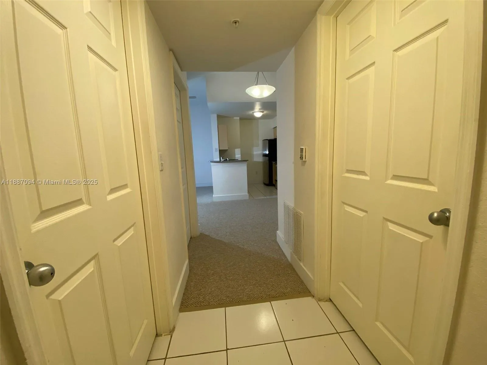 2516 Centergate Dr, #305