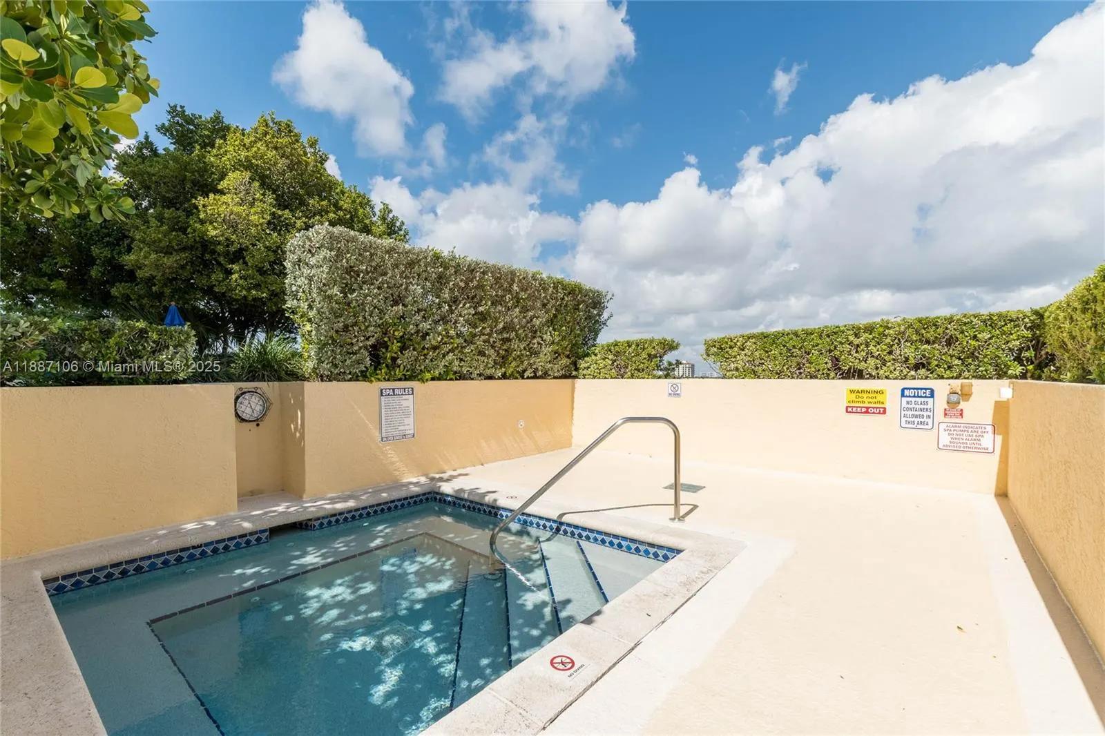 2475 Brickell Ave, #2702