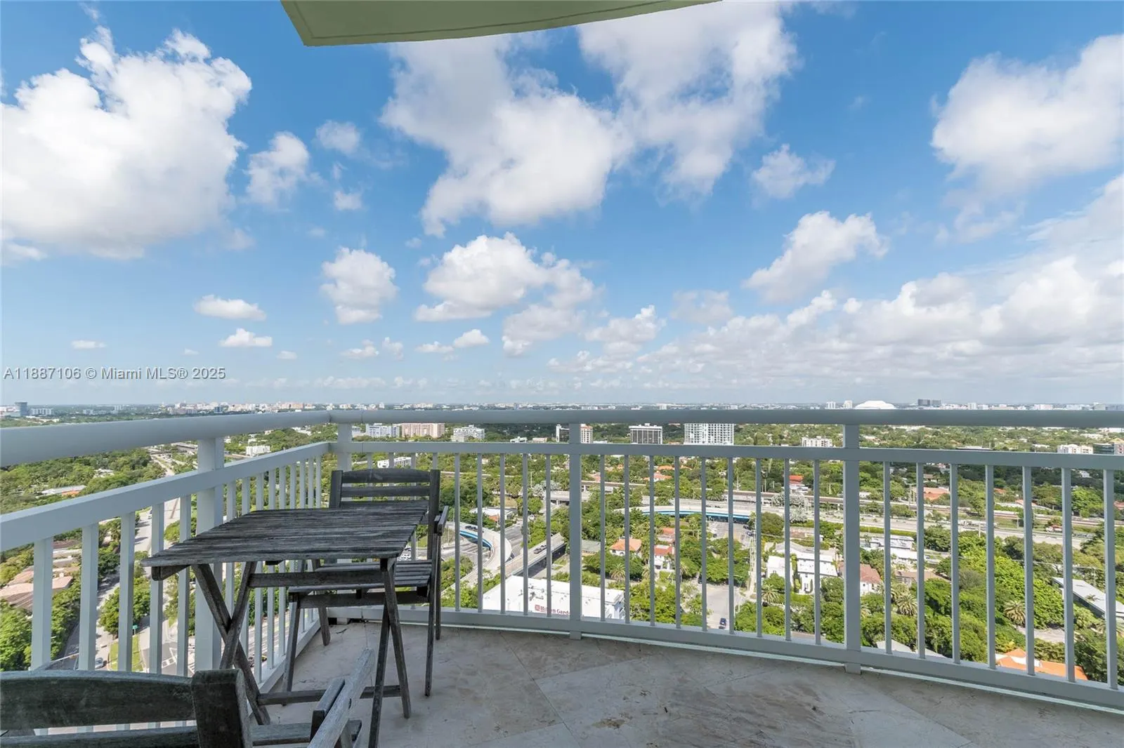 2475 Brickell Ave, #2702