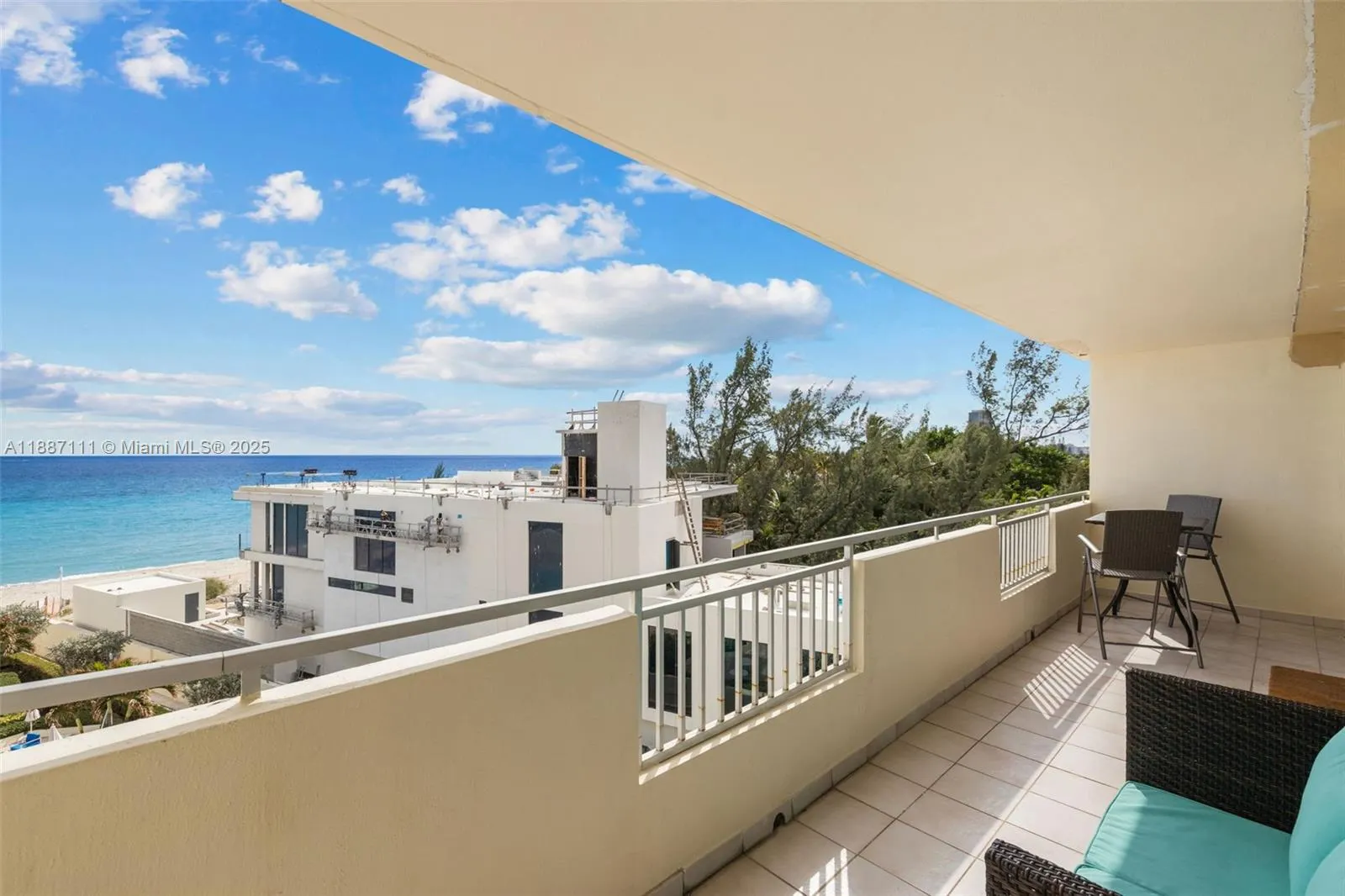 3180 S Ocean Dr, #516
