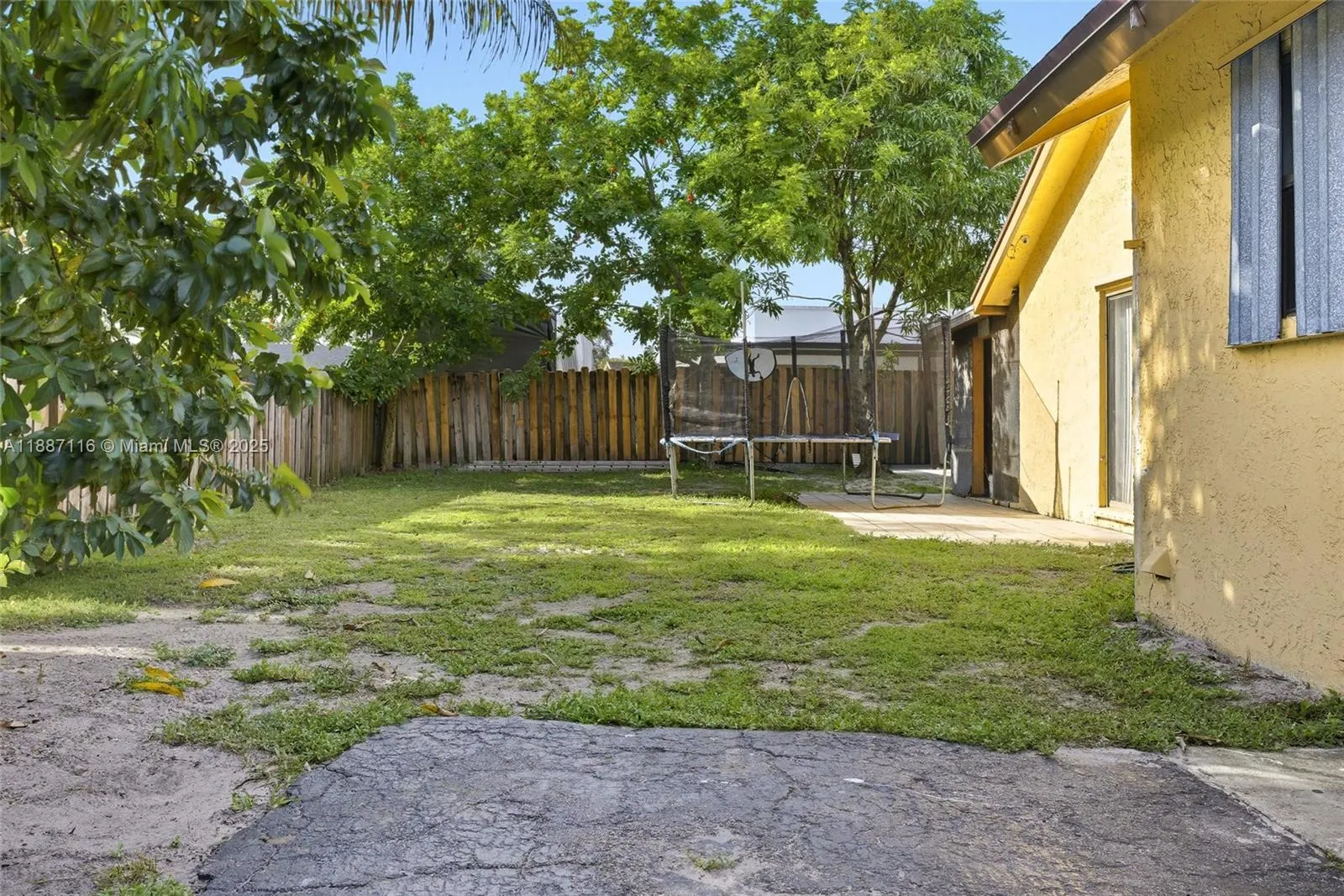 8240 NW 51st Ct