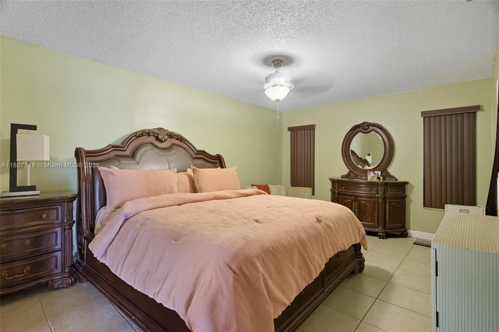 8240 NW 51st Ct