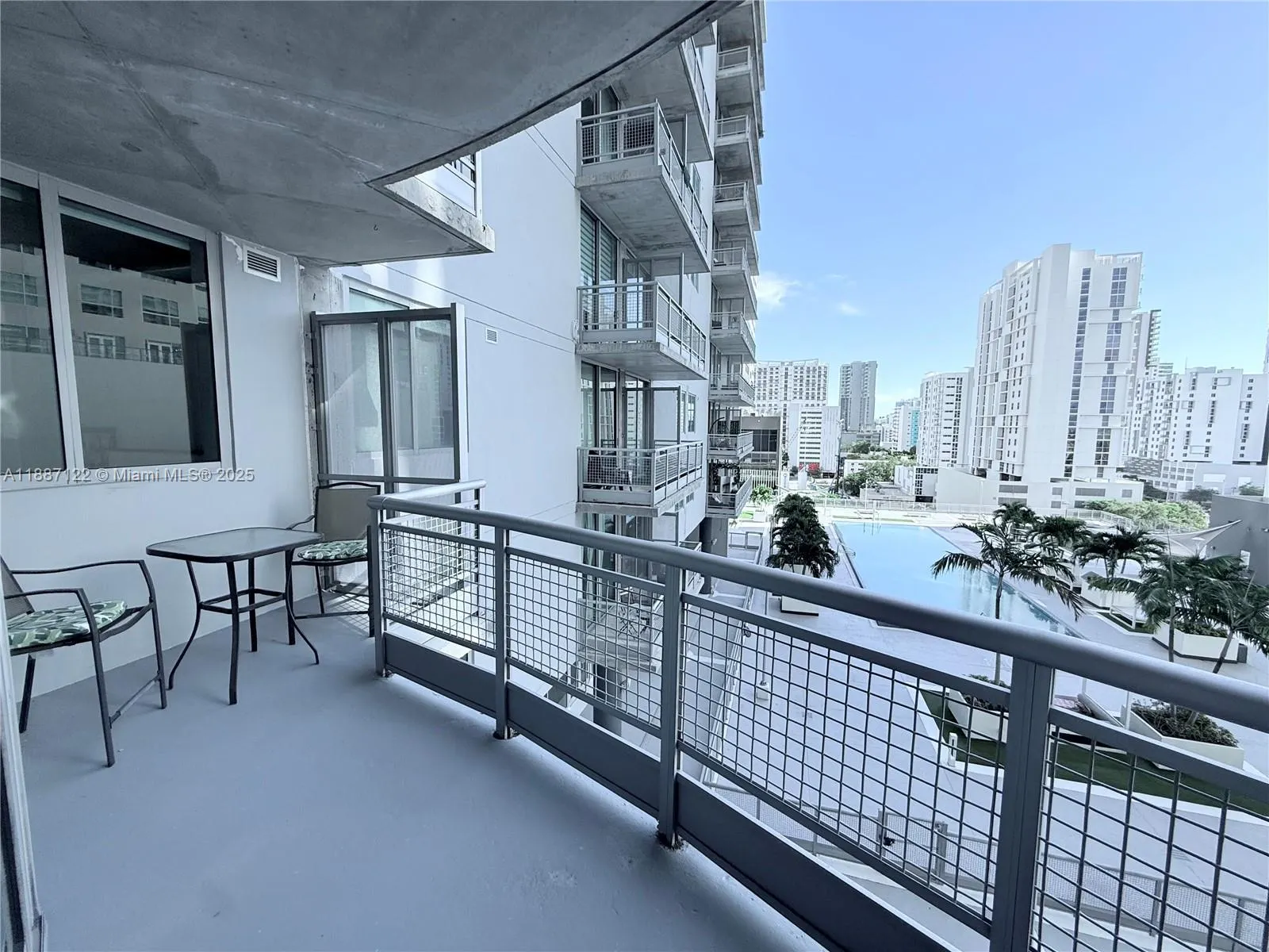 690 SW 1st Ct, #1134