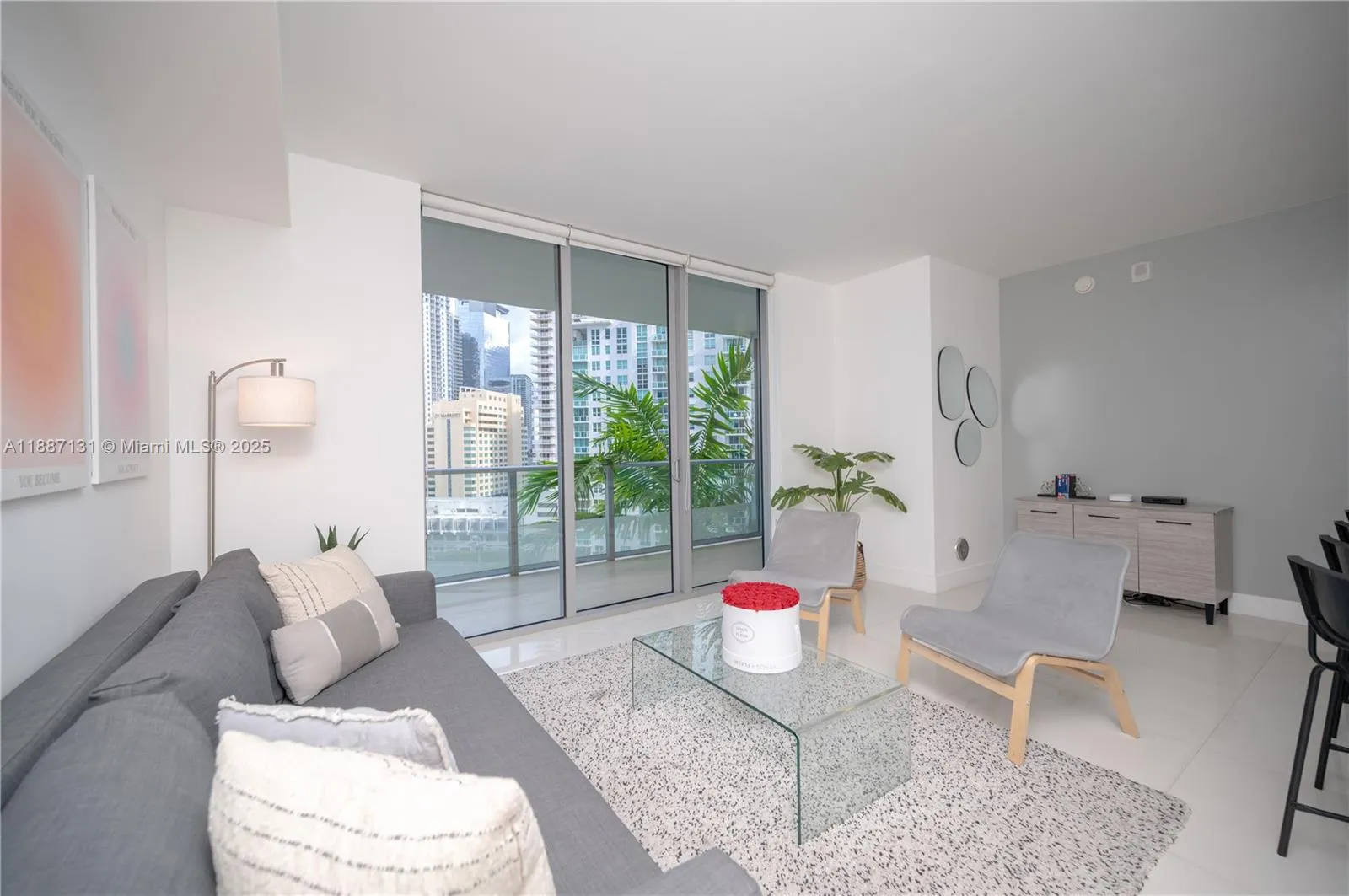 1300 Brickell Bay Dr, #1601