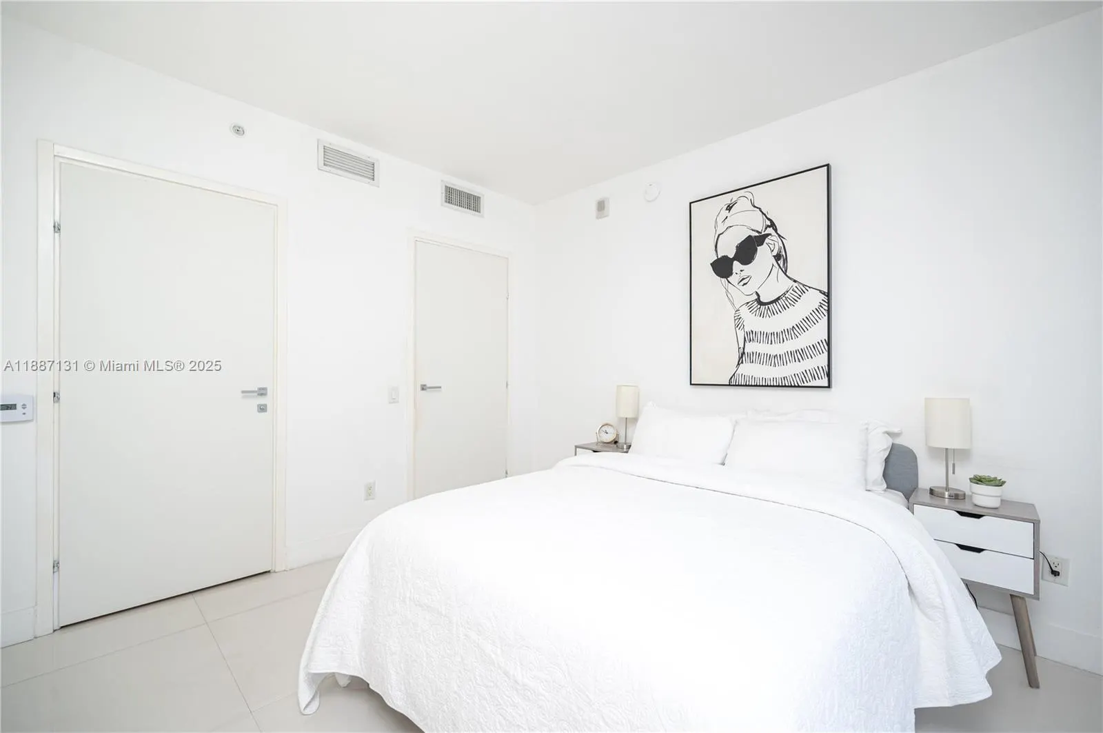 1300 Brickell Bay Dr, #1601