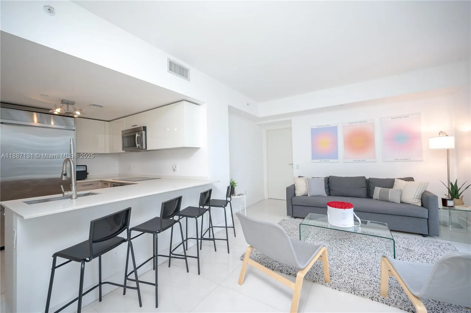 1300 Brickell Bay Dr, #1601