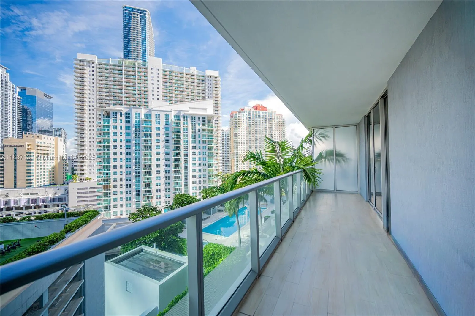 1300 Brickell Bay Dr, #1601