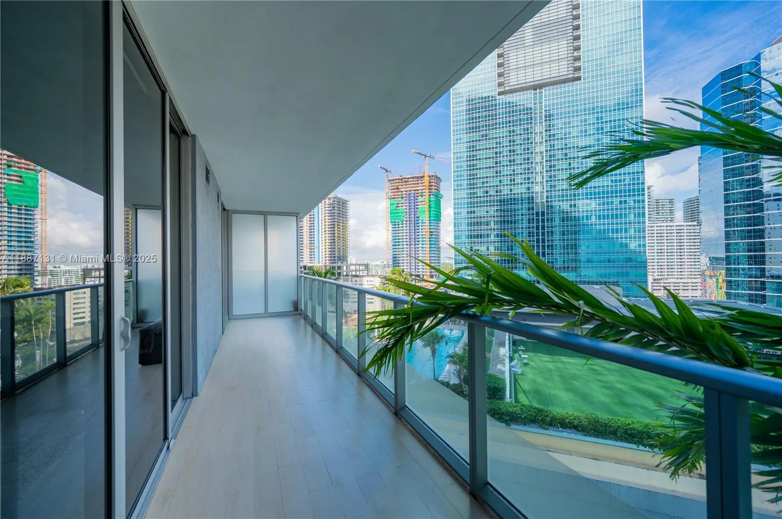 1300 Brickell Bay Dr, #1601