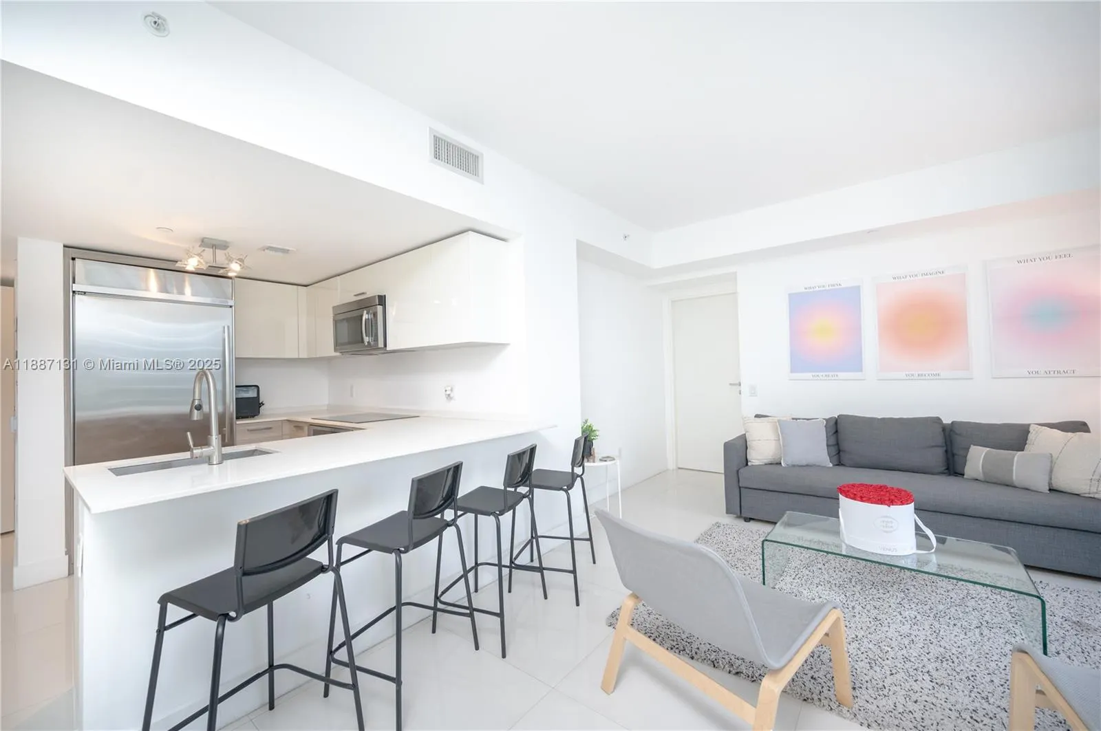 1300 Brickell Bay Dr, #1601