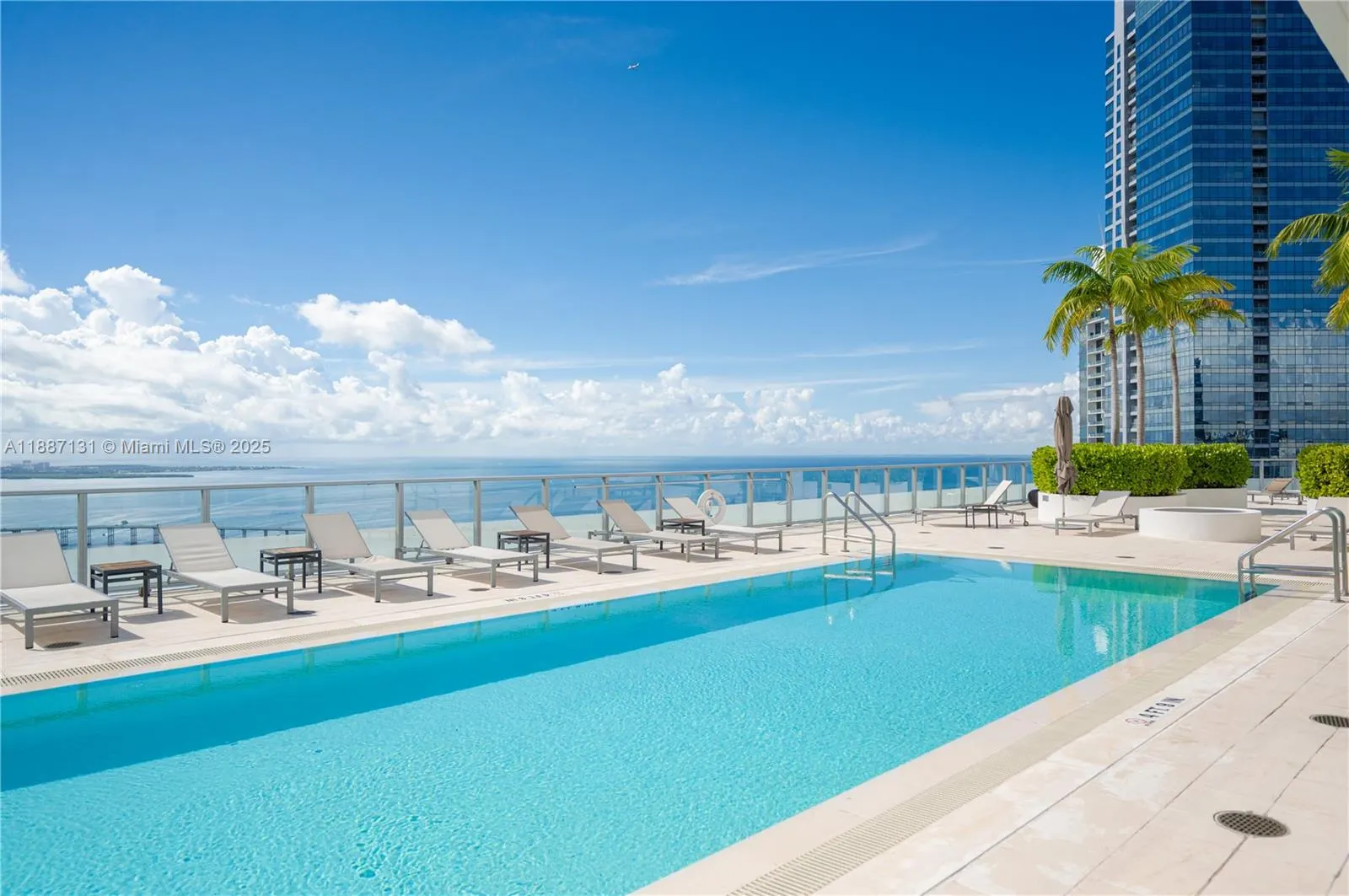 1300 Brickell Bay Dr, #1601