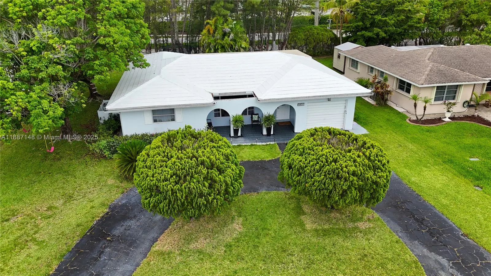 10300 NW 80th Ct