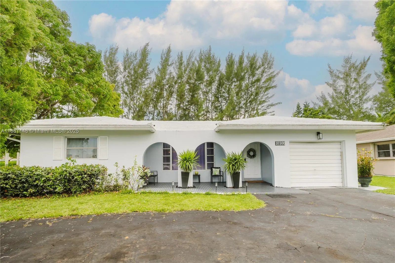 10300 NW 80th Ct