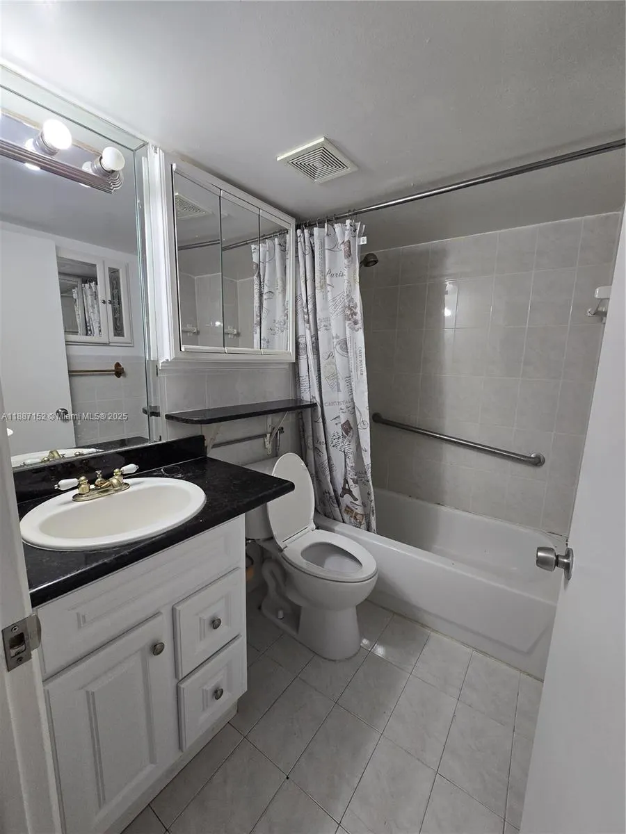 8320 NW 8th St, #2-407