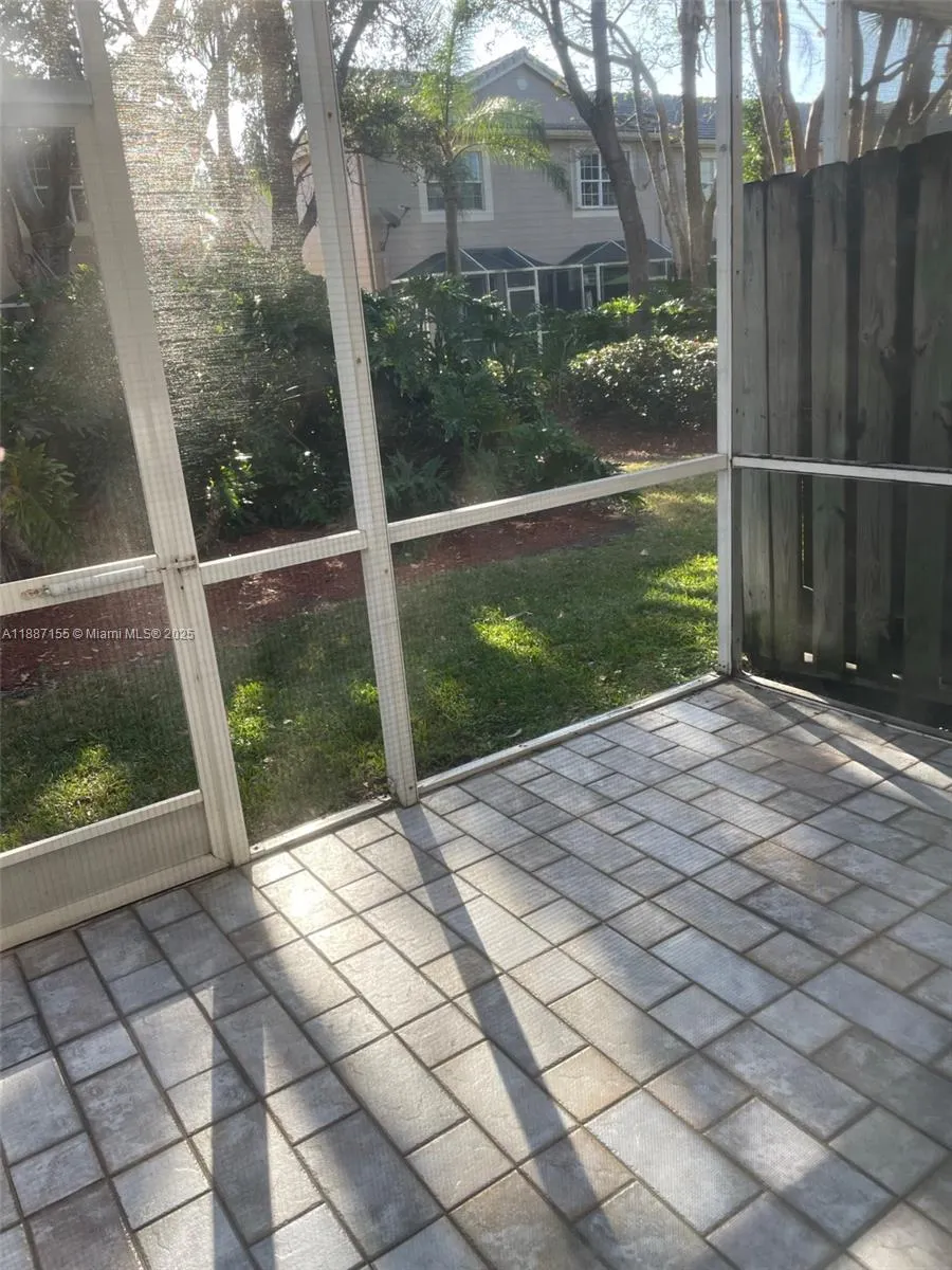 2040 Pompeii Ct, #2040