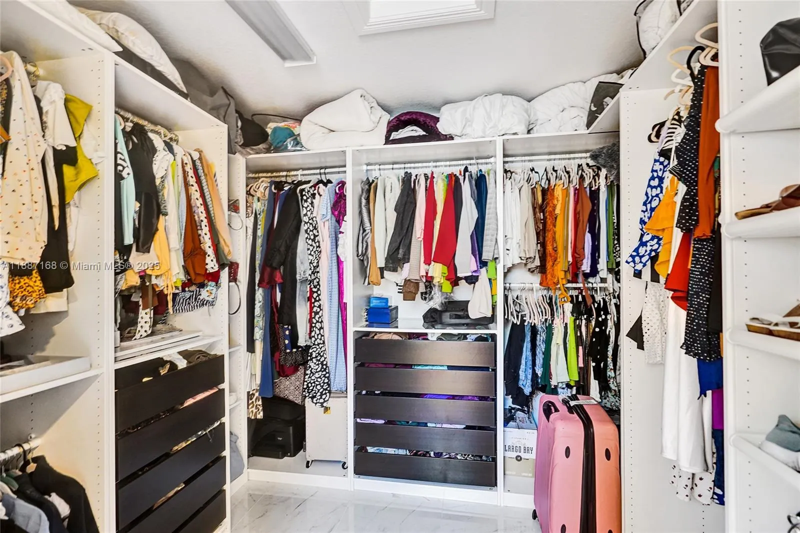 8824 Cobblestone Point Cir