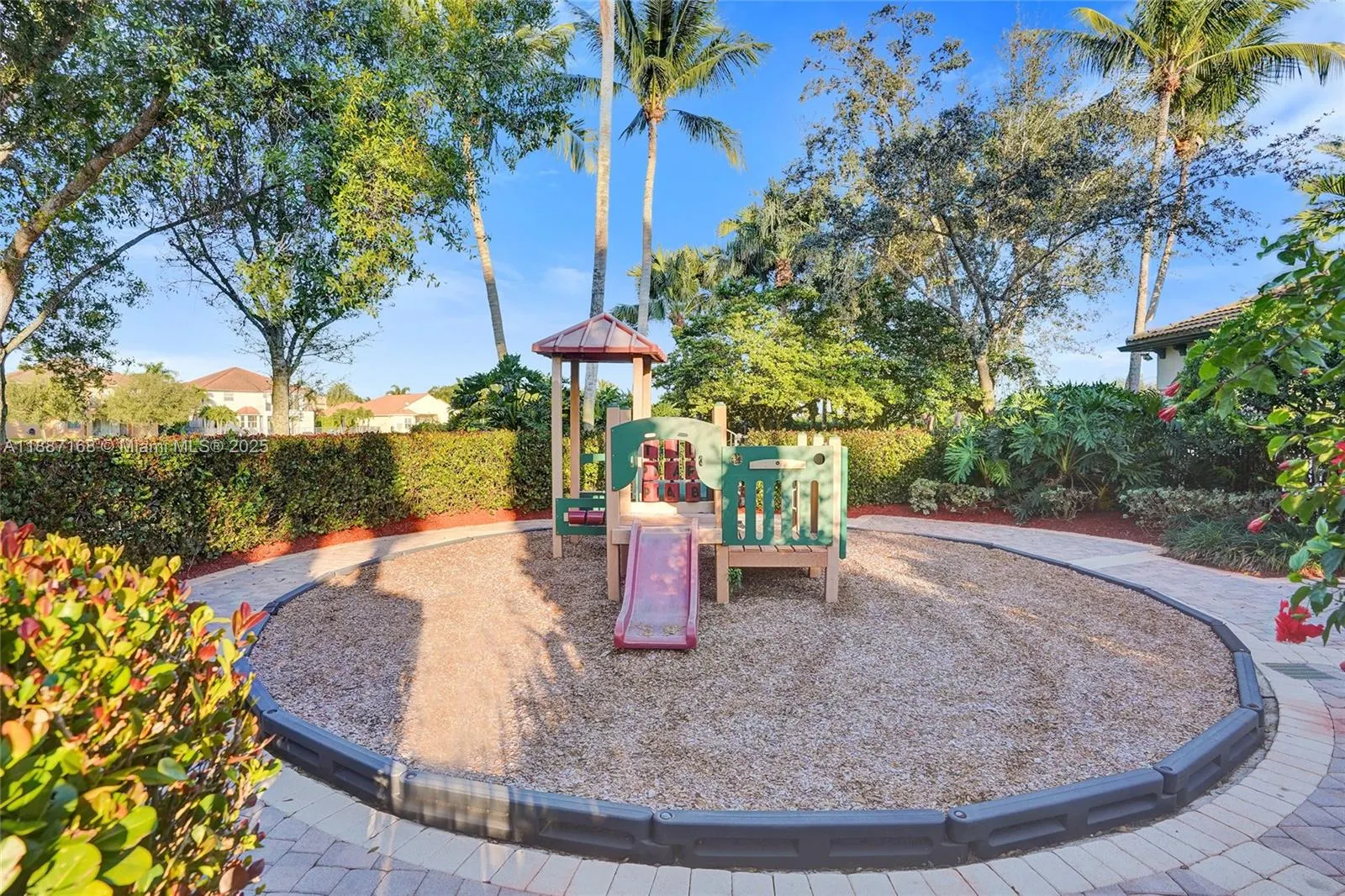 8824 Cobblestone Point Cir