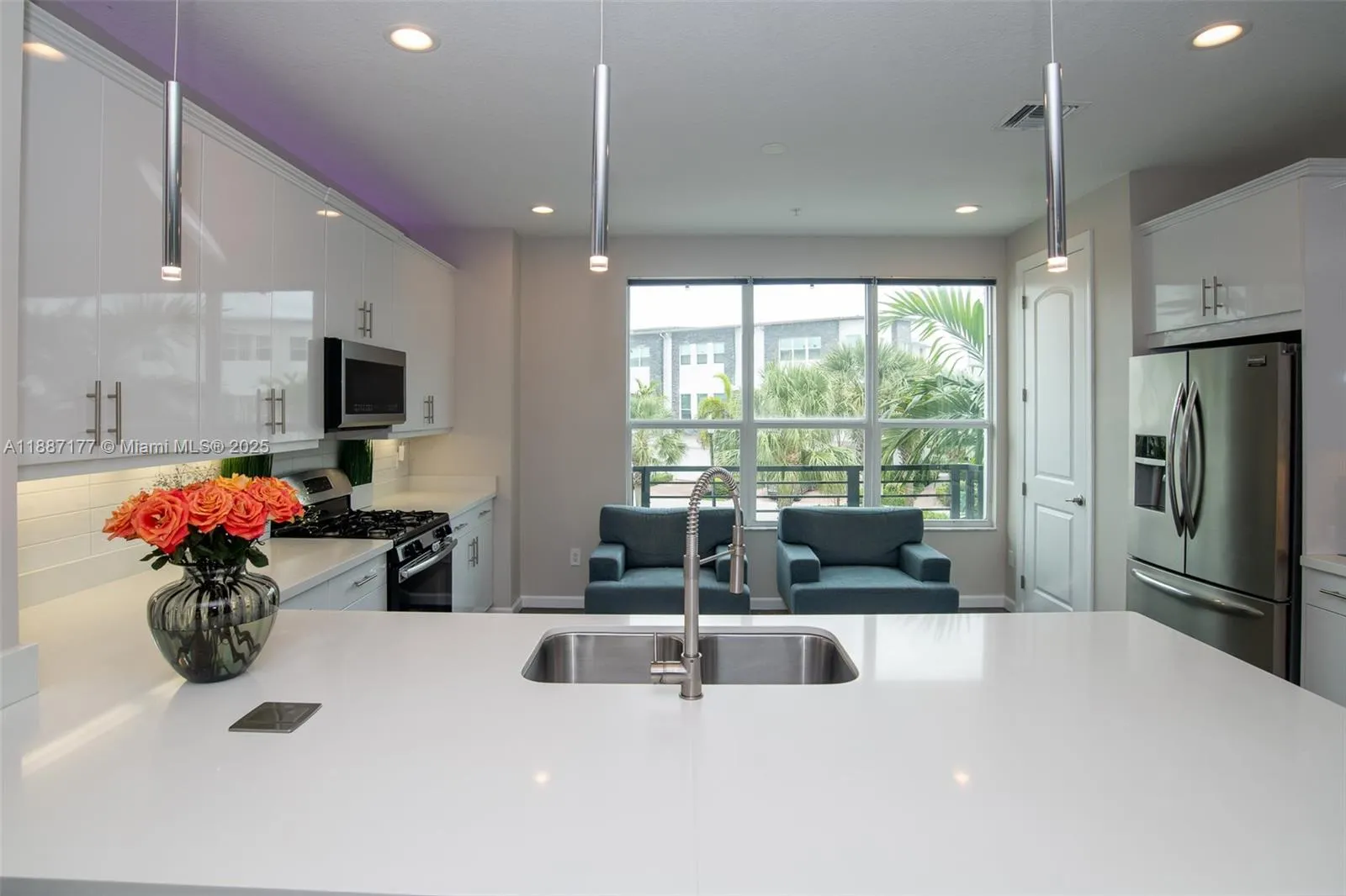 2900 NE 12th Ter, #14
