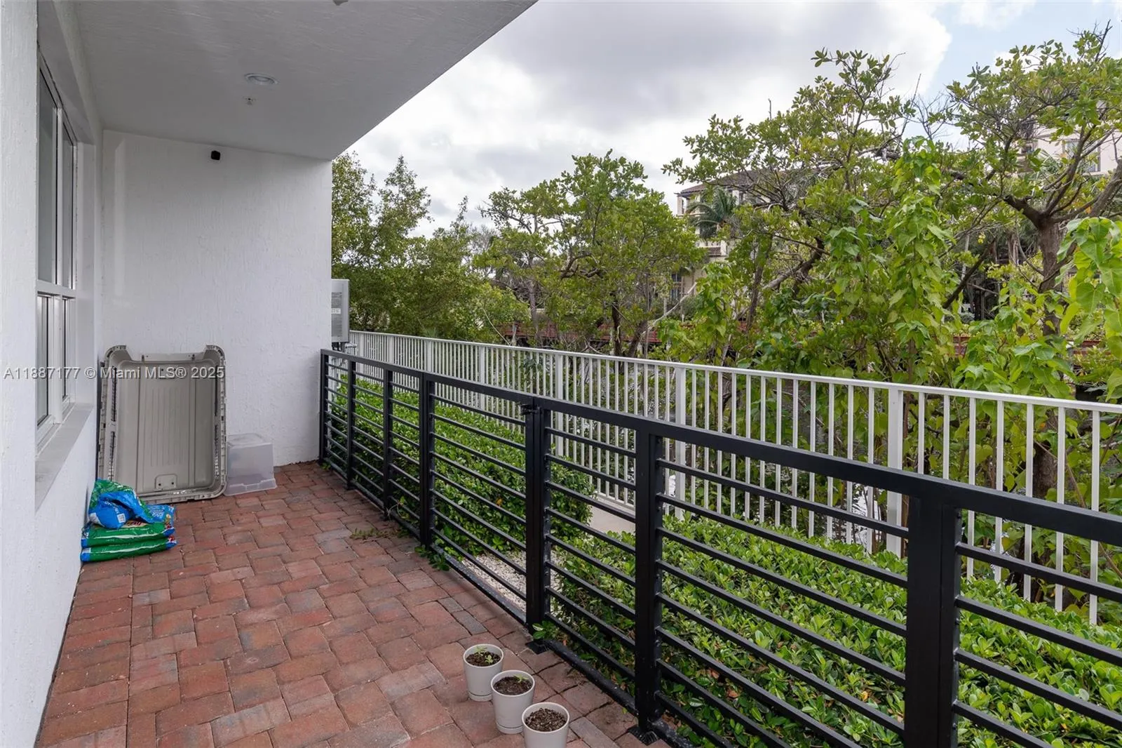 2900 NE 12th Ter, #14