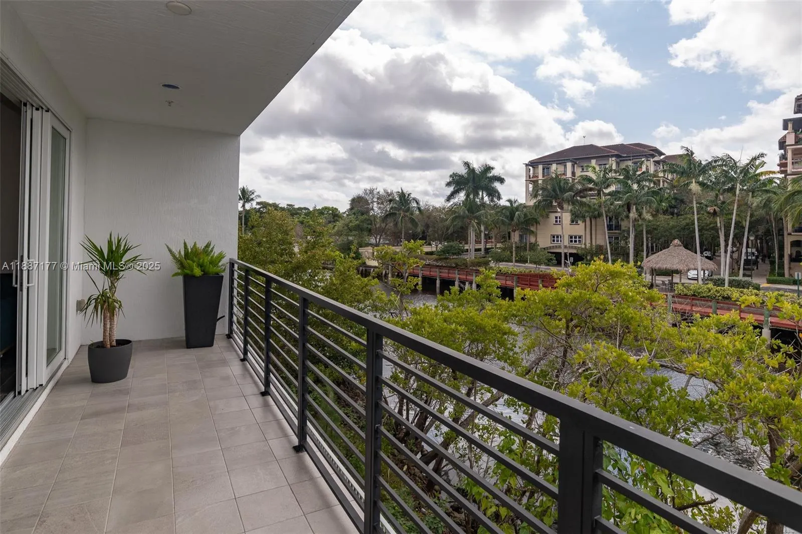 2900 NE 12th Ter, #14
