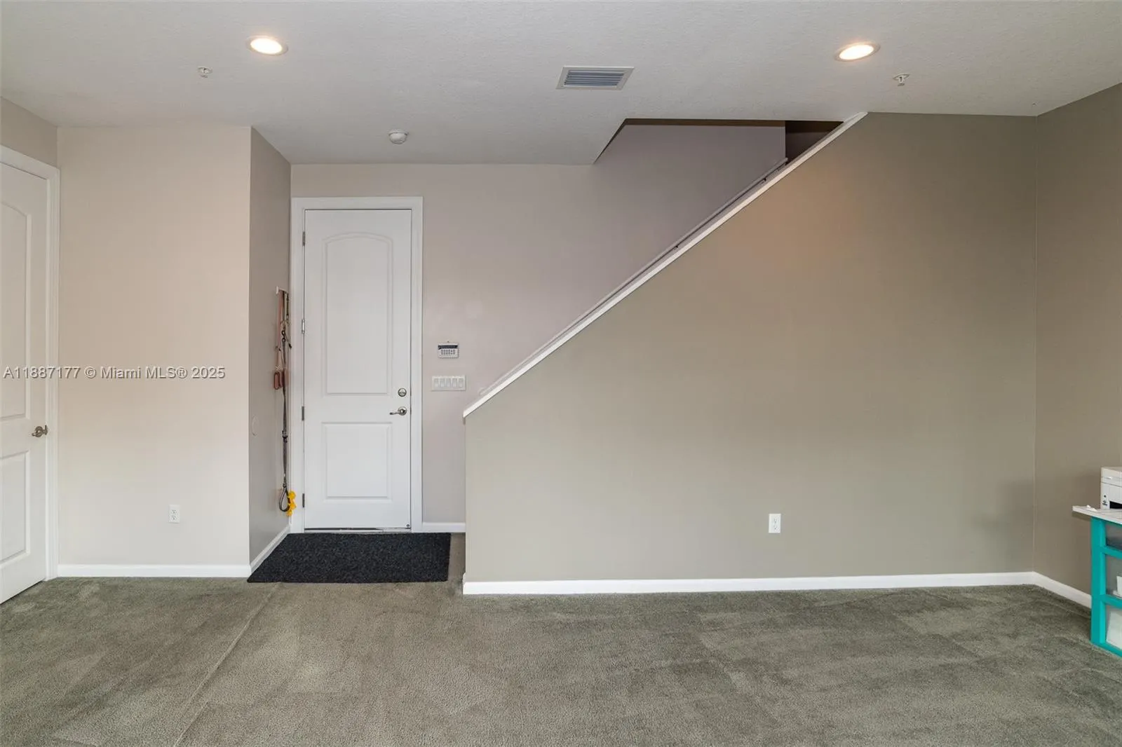 2900 NE 12th Ter, #14