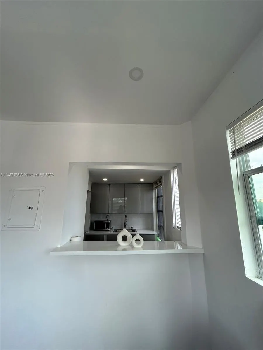 444 Ponce De Leon Blvd