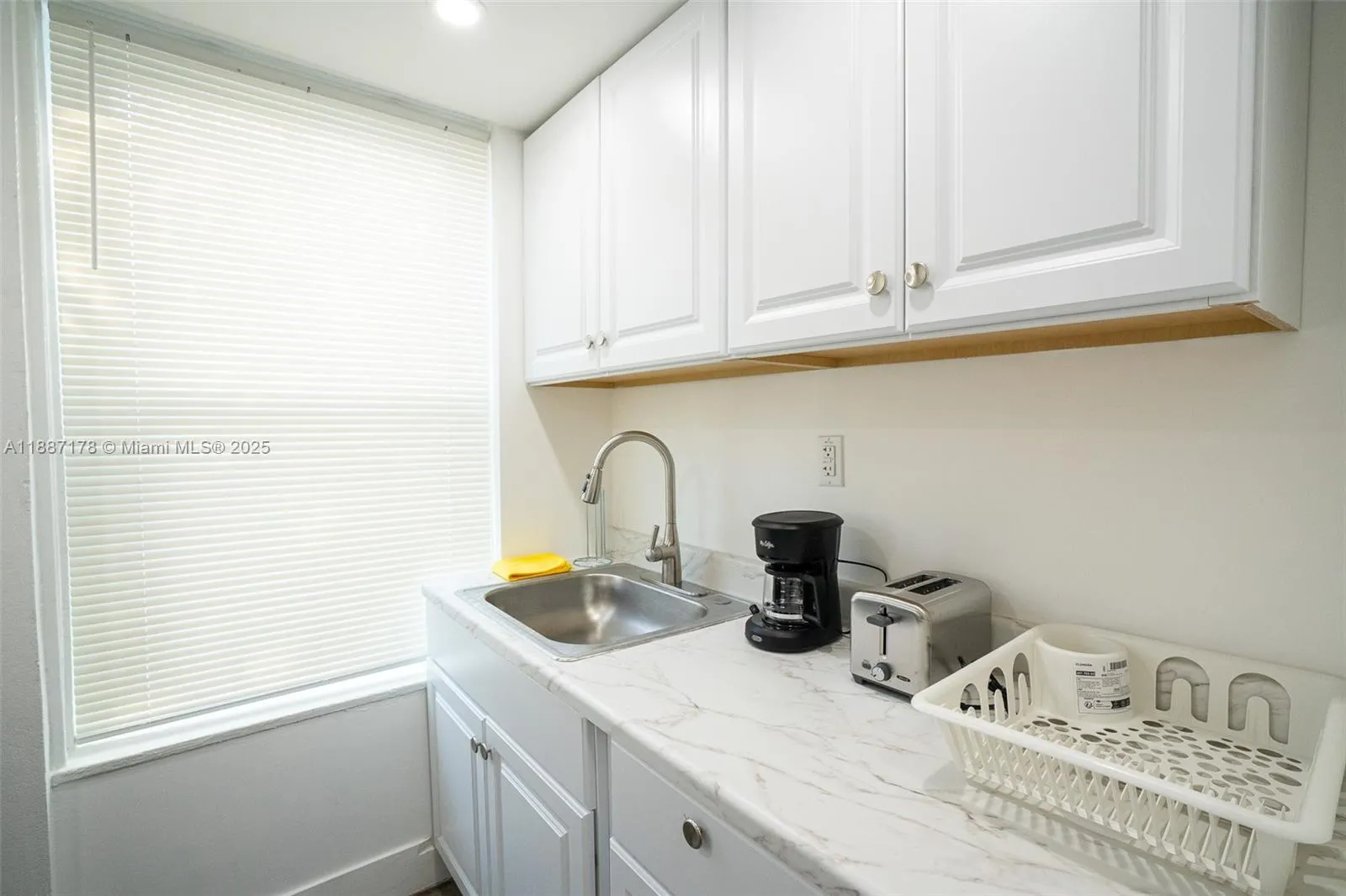 444 Ponce De Leon Blvd