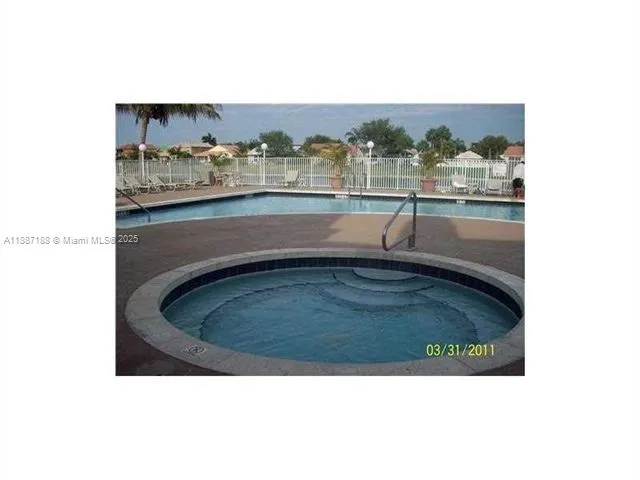 2405 NW 33rd St, #1214