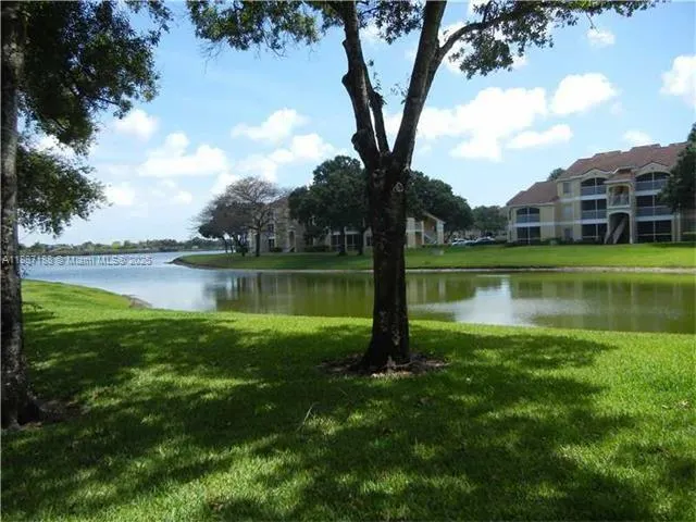 2405 NW 33rd St, #1214